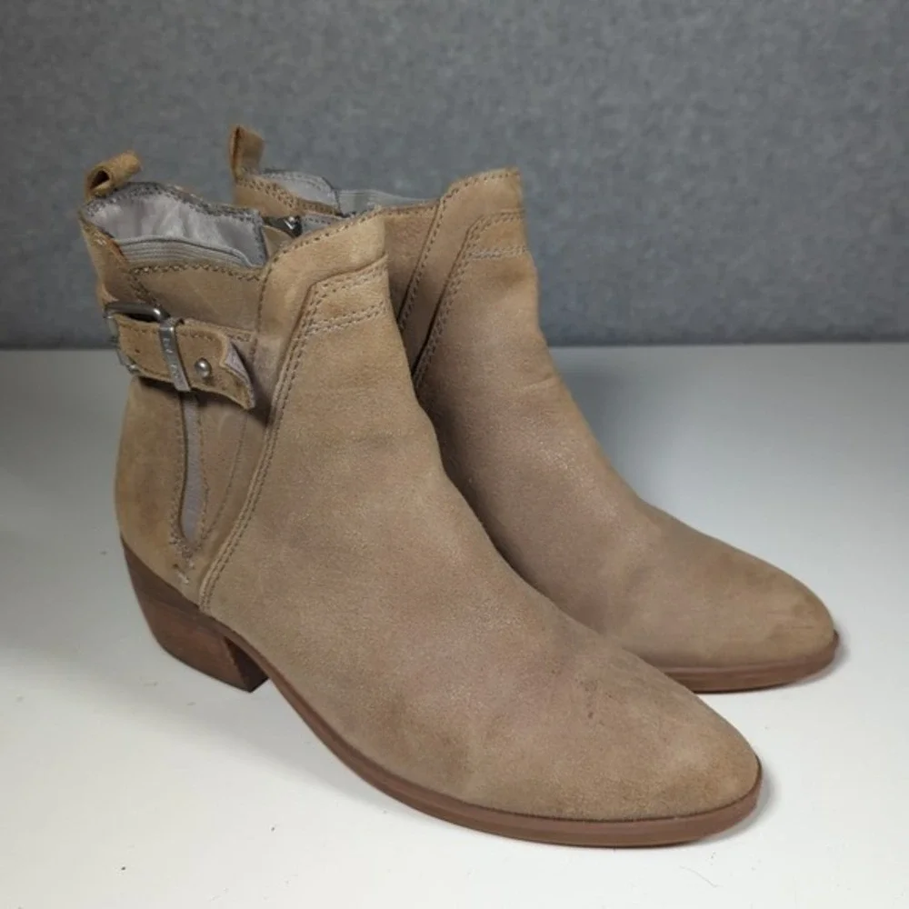 Lucca Lane Womens Mayna Taupe Suede Zip Western Ankle Boots 6.5 -‎ 7 Buckle